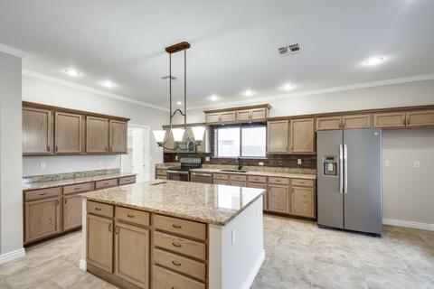 3280 S Colt Dr, Gilbert, AZ 85297 photo 2