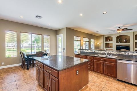 15633 E Lonesome Ln, Gilbert, AZ 85298 photo 11