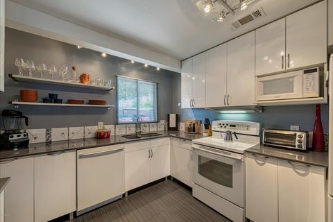 1450 E Bethany Home Rd #2, Phoenix, AZ 85014 photo 6