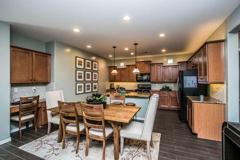 4049 E Amber Ln, Gilbert, AZ 85296 photo 12