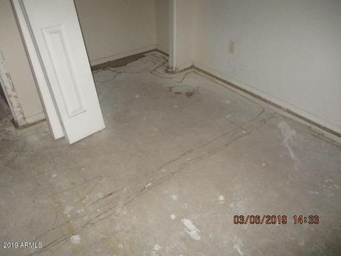 747 S Roca St, Mesa, AZ 85204 photo 2