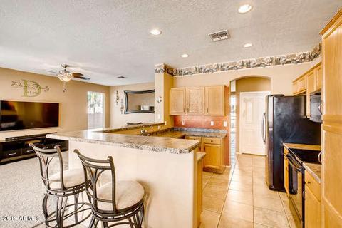 6492 S View Ln, Gilbert, AZ 85298 photo 11