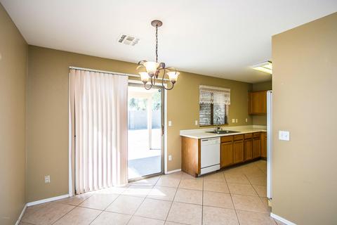 10427 E Bramble Ave, Mesa, AZ 85208 photo 7