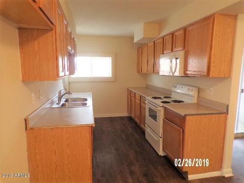 458 E Franklin Ave, Mesa, AZ 85204 photo 2