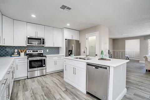2713 E Villa Rita Dr, Phoenix, AZ 85032 photo 1
