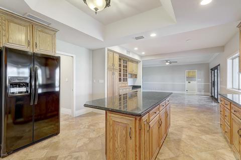 648 E Harwell Rd, Gilbert, AZ 85234 photo 12