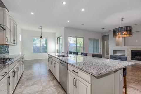 4056 E Palo Verde St, Gilbert, AZ 85296 photo 9