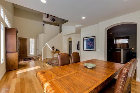 13 E Foothill Dr, Phoenix, AZ 85020 photo 14