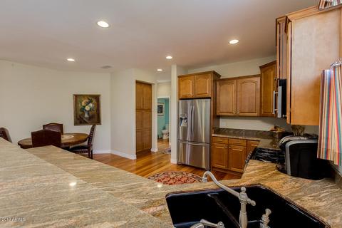 13 E Foothill Dr, Phoenix, AZ 85020 photo 19