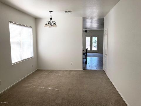 1031 E Stottler Ct, Gilbert, AZ 85296 photo 2