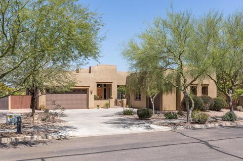 2114 E Beth Dr, Phoenix, AZ 85042 photo 1