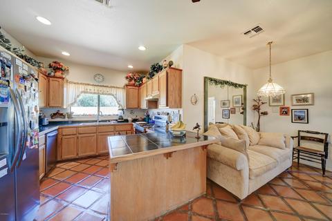 1049 N Sun Rd, Apache Junction, AZ 85119 photo 8