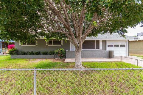 3128 N 37th Dr, Phoenix, AZ 85019 photo 1