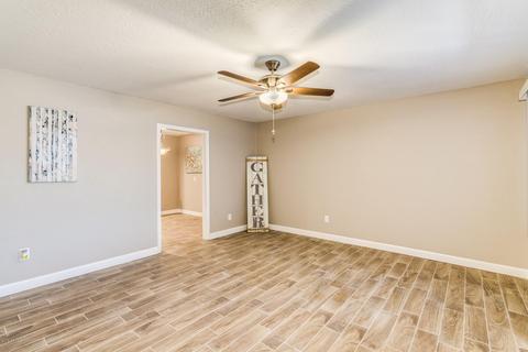 3128 N 37th Dr, Phoenix, AZ 85019 photo 5