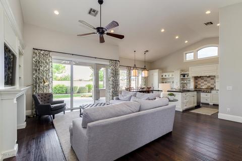 744 E Hampton Ct, Gilbert, AZ 85295 photo 8