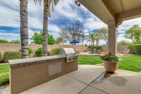 744 E Hampton Ct, Gilbert, AZ 85295 photo 32