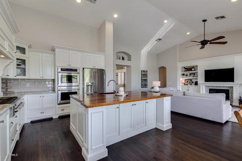 744 E Hampton Ct, Gilbert, AZ 85295 photo 10