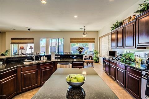 4289 E Pyrenees Ct, Gilbert, AZ 85298 photo 2