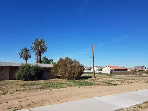 8246 N 61st Ave #-, Glendale, AZ 85302 photo 3
