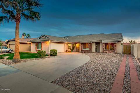 3825 E Shomi St, Phoenix, AZ 85044 photo 1