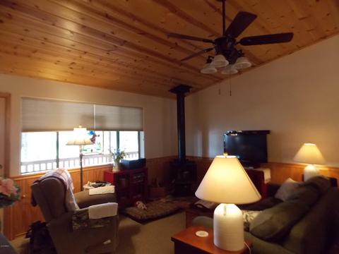 2177 Devins Pl, Overgaard, AZ 85933 photo 2