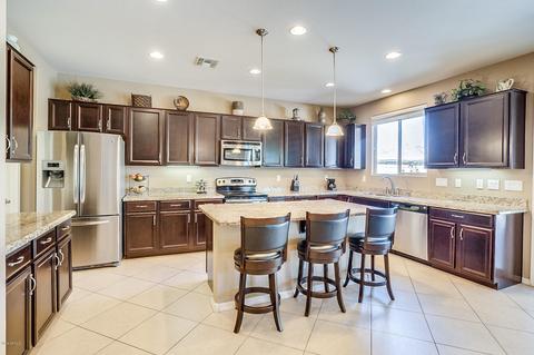 1916 E Ravenswood Dr, Gilbert, AZ 85298 photo 5