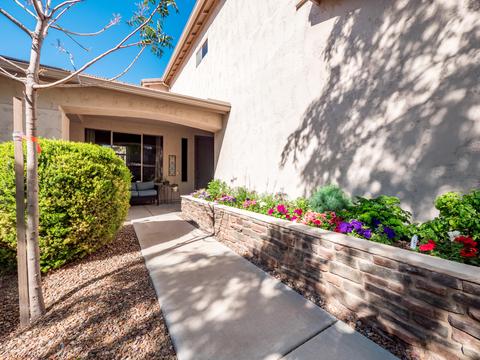 1724 E Cotton Ct, Gilbert, AZ 85234 photo 2