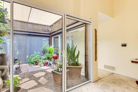112 E San Miguel Ave, Phoenix, AZ 85012 photo 4