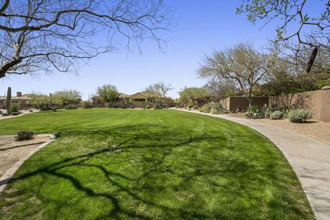 3929 E Herrera Dr, Phoenix, AZ 85050 photo 8