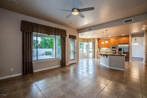 2734 E Gelding Dr, Phoenix, AZ 85032 photo 9