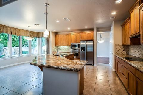 2734 E Gelding Dr, Phoenix, AZ 85032 photo 25