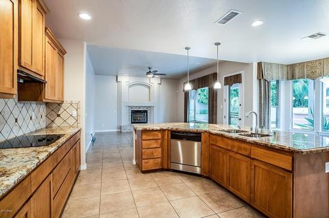 2734 E Gelding Dr, Phoenix, AZ 85032 photo 28
