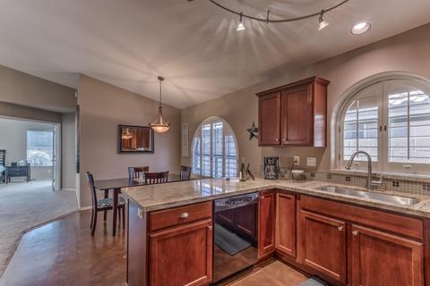 2227 E Robin Ln, Phoenix, AZ 85024 photo 12