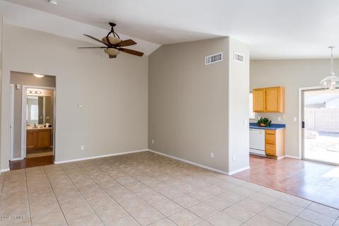 2833 S 65th Ave, Phoenix, AZ 85043 photo 3