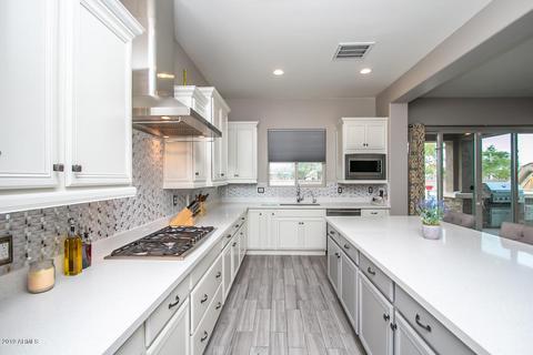 2838 E Bellerive Dr, Gilbert, AZ 85298 photo 7