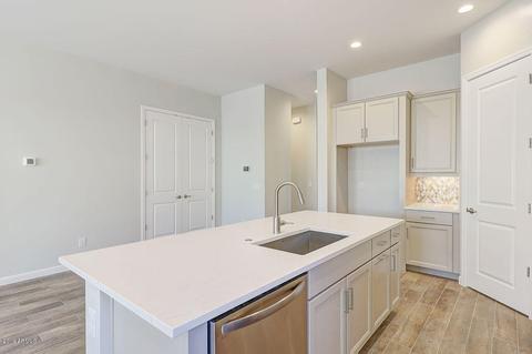6607 E Marisa Ln, Phoenix, AZ 85054 photo 10