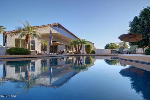 1075 W Page Ave, Gilbert, AZ 85233 photo 1