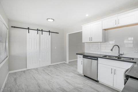 33 N Maple --, Mesa, AZ 85205 photo 12
