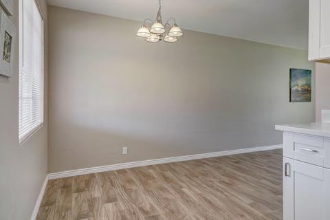 2011 N 37th Dr, Phoenix, AZ 85009 photo 9