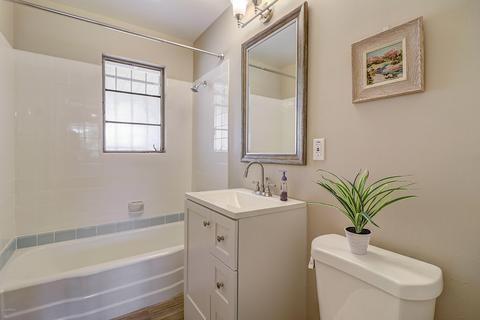 2011 N 37th Dr, Phoenix, AZ 85009 photo 12