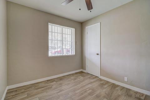 2011 N 37th Dr, Phoenix, AZ 85009 photo 10
