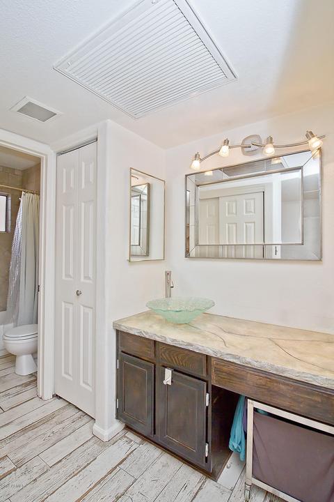 1025 E Highland Ave #39, Phoenix, AZ 85014 photo 13