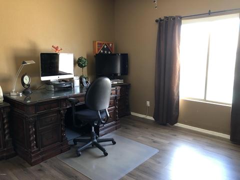 26262 N 46th Pl, Phoenix, AZ 85050 photo 9