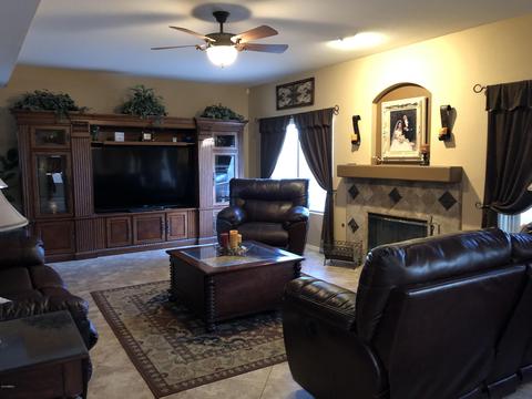 26262 N 46th Pl, Phoenix, AZ 85050 photo 3