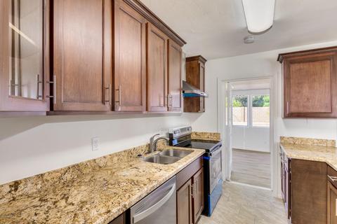 2536 E Montecito Ave, Phoenix, AZ 85016 photo 4