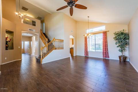 289 E Betsy Ln, Gilbert, AZ 85296 photo 4