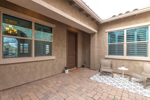 3877 E Chestnut Ln, Gilbert, AZ 85298 photo 3