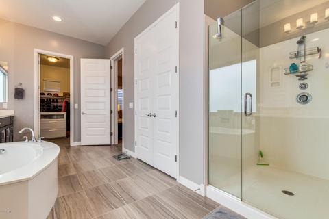 3877 E Chestnut Ln, Gilbert, AZ 85298 photo 14