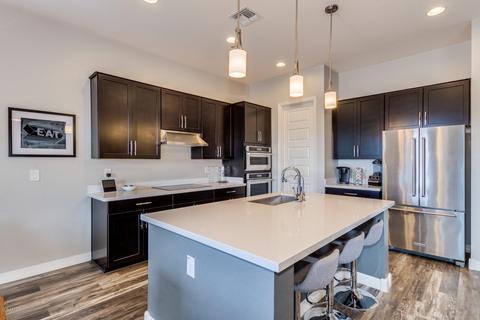 3877 E Chestnut Ln, Gilbert, AZ 85298 photo 9