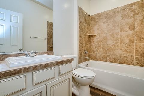 4918 S Wade Dr, Gilbert, AZ 85298 photo 7